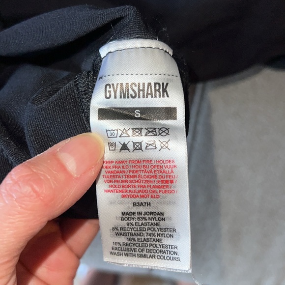 Women’s gymshark sweat seamless shorts - Picture 3 of 3